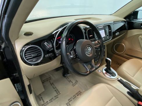 Used 2014 Volkswagen Beetle 2.5 image 28
