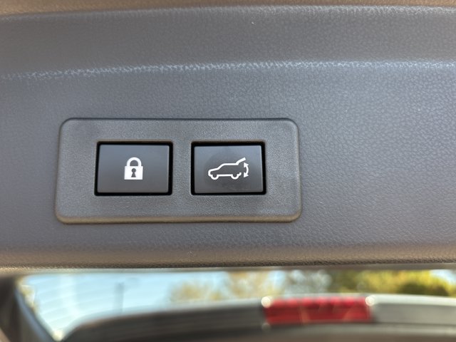 Used 2024 Subaru Ascent Premium w/ Convenience Package AWD/4WD image 7