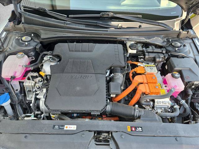 Used 2024 Hyundai Elantra Blue FWD image 21