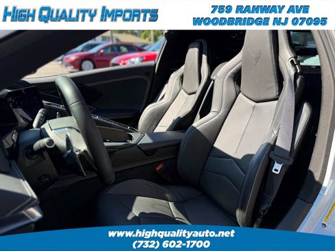 Used 2024 Chevrolet Corvette Stingray Coupe w/ 1LT RWD image 30