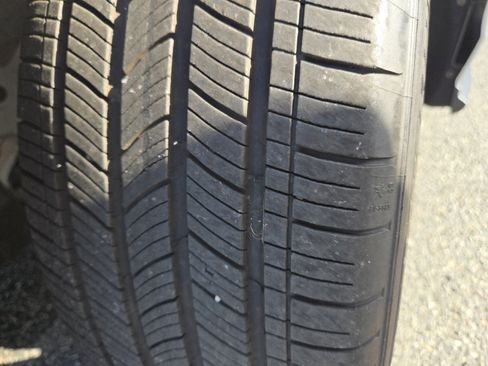 Certified 2024 Honda Accord EX image 13