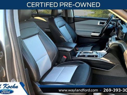 Certified 2023 Ford Explorer XLT w/ Equipment Group 202A AWD/4WD image 7