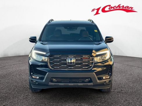Used 2022 Honda Passport TrailSport image 2