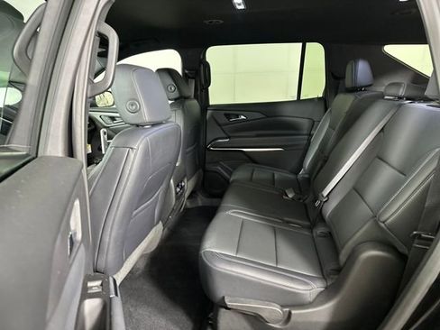 Used 2024 Chevrolet Traverse LT w/ Trailering Package image 25