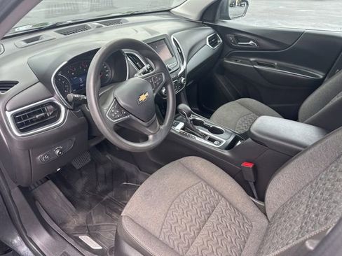 Used 2023 Chevrolet Equinox LT w/ LPO, Floor Liner Package AWD/4WD image 9