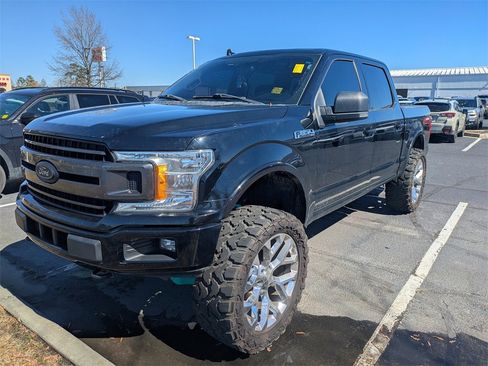 Used 2018 Ford F150 XLT w/ Equipment Group 302A Luxury image 3