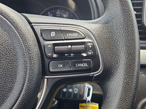 Used 2018 Kia Sportage LX AWD/4WD image 19