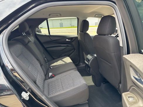 Used 2022 Chevrolet Equinox LT AWD/4WD image 12