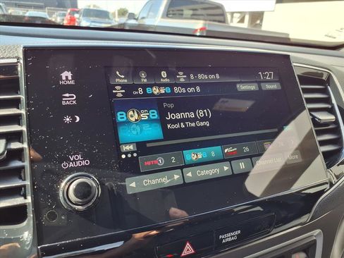 Used 2023 Honda Passport EX-L image 7