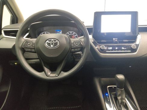 Used 2025 Toyota Corolla LE FWD image 22