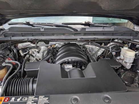 Used 2017 Chevrolet Silverado 1500 LTZ Z71 w/ Realtree Edition AWD/4WD image 23