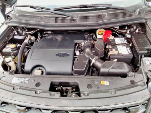 Used 2017 Ford Explorer XLT w/ Equipment Group 202A image 27