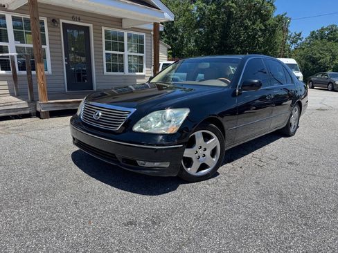 Used 2006 Lexus LS 430 RWD image 2