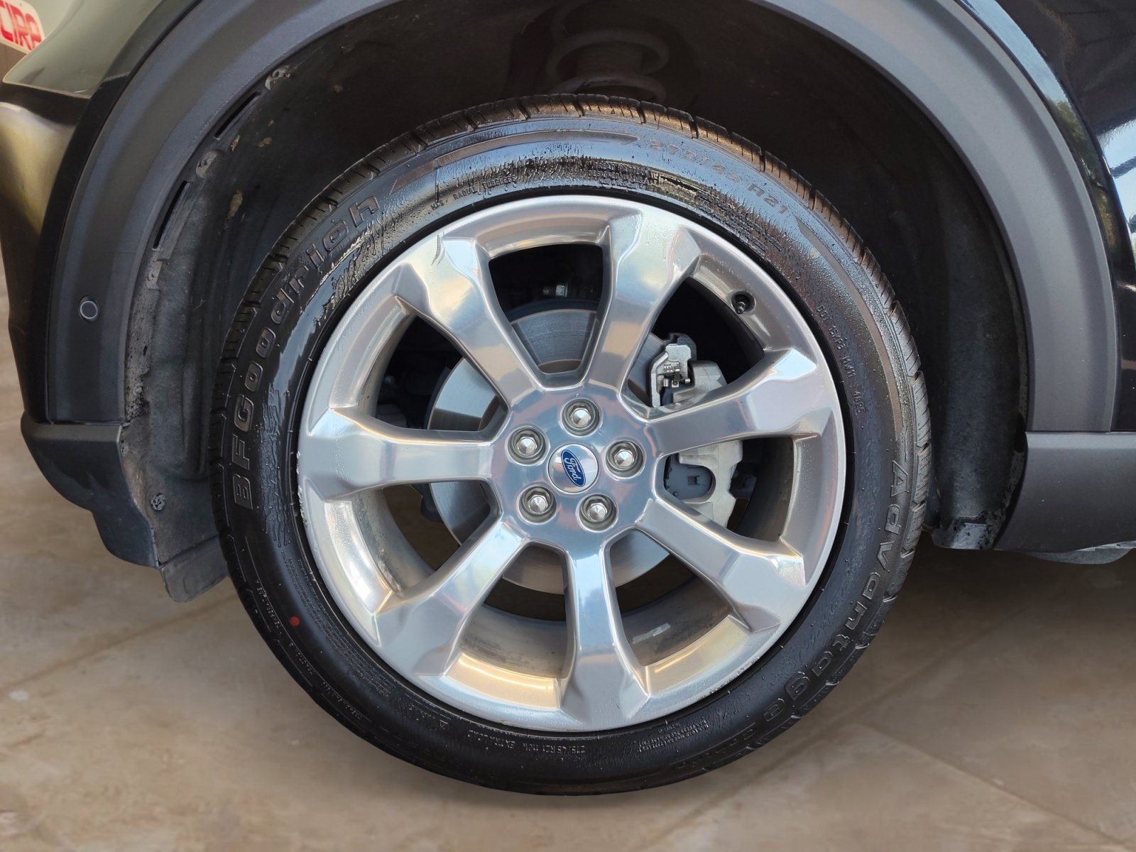Used 2020 Ford Explorer Platinum w/ Premium Technology Package AWD/4WD image 32