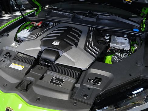 Used 2024 Lamborghini Urus S AWD/4WD image 54