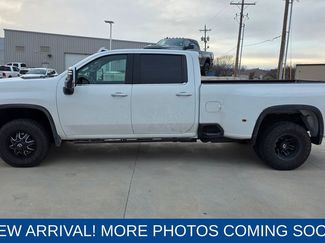 Used 2021 Chevrolet Silverado 3500 LTZ w/ LTZ Plus Package video 2