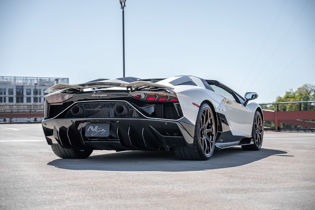 Used 2022 Lamborghini Aventador LP 780-4 Ultimae AWD/4WD image 8