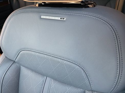 Used 2022 Jeep Grand Wagoneer Series II w/ Premium Group II image 16