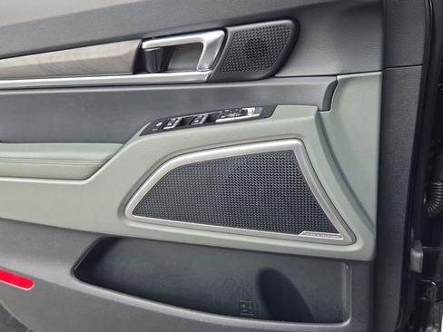 Used 2024 Kia Telluride EX X-Line AWD/4WD image 31