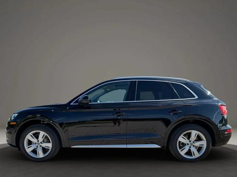 Used 2018 Audi Q5 2.0T Premium Plus w/ Premium Plus Package AWD/4WD image 2