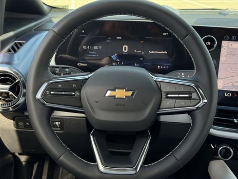 New 2026 Chevrolet Equinox EV LT image 11