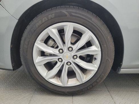 Used 2023 Chevrolet Malibu LT image 31