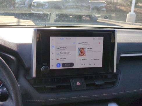 Used 2024 Toyota RAV4 LE image 21