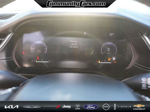 Used 2023 Jeep Grand Cherokee L Limited w/ Luxury Tech Group II image 14