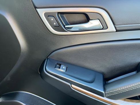 Used 2019 GMC Yukon XL Denali AWD/4WD image 35