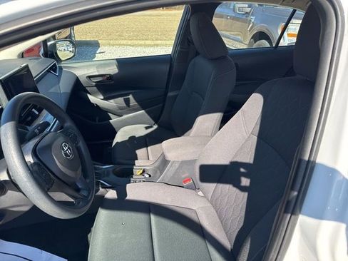 Used 2024 Toyota Corolla LE image 10