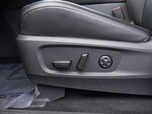 Used 2025 INFINITI QX60 Luxe image 39