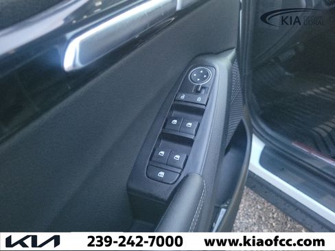 New 2026 Kia Seltos S FWD image 23