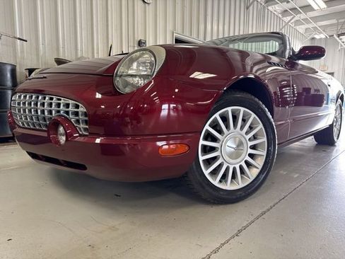 Used 2004 Ford Thunderbird RWD image 28