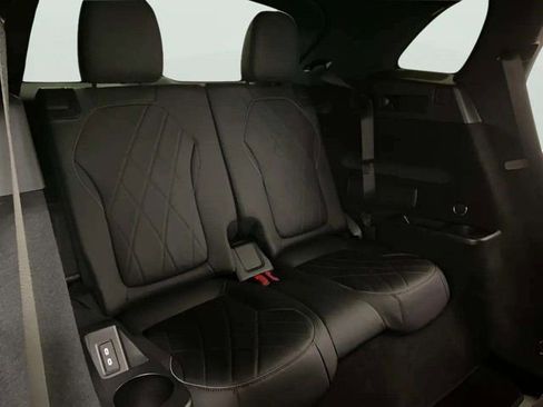 Used 2023 Mercedes-Benz EQS 580 4MATIC SUV image 78