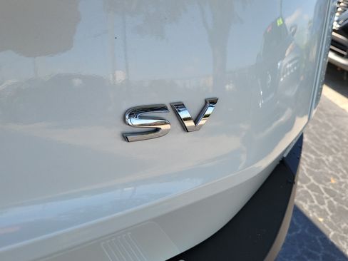 Certified 2023 Nissan Rogue SV w/ SV Premium B Package FWD image 8