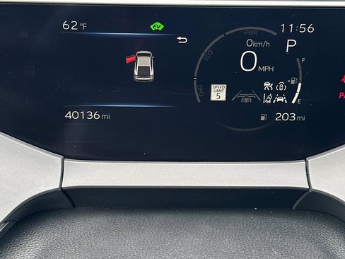 Used 2024 Toyota Prius XLE image 34