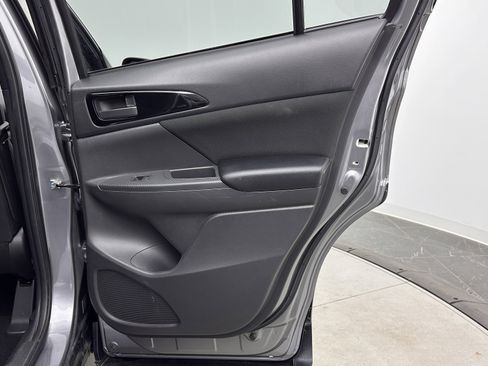 Used 2019 Mitsubishi Eclipse Cross ES image 27