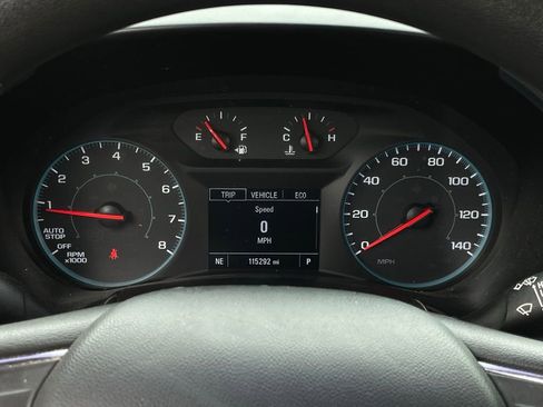 Used 2021 Chevrolet Equinox LS w/ LS Convenience Package FWD image 16