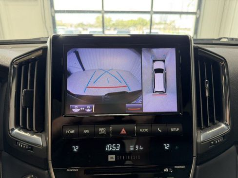 Used 2020 Toyota Land Cruiser Heritage Edition AWD/4WD image 20