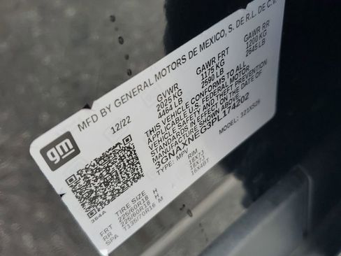 Used 2023 Chevrolet Equinox Premier image 37