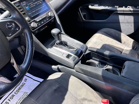 Used 2020 Honda Civic EX image 11