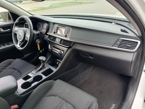 Used 2016 Kia Optima LX w/ LX Convenience Package FWD image 12