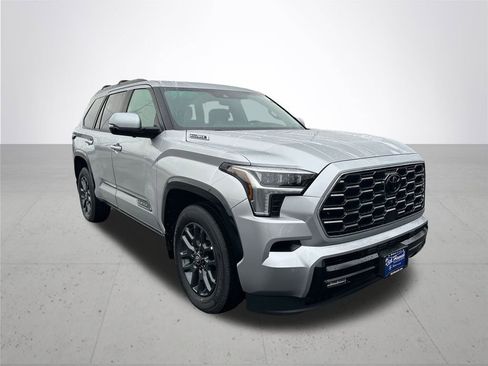 New 2026 Toyota Sequoia Platinum image 5