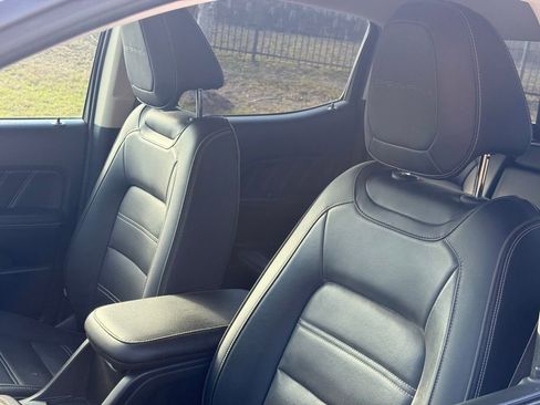 Used 2022 GMC Canyon Denali image 23