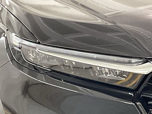 Certified 2024 Honda CR-V EX image 33