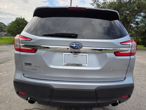 Used 2023 Subaru Ascent Premium w/ Convenience Package AWD/4WD image 6