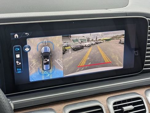 Used 2025 Mercedes-Benz GLS 450 4MATIC image 24