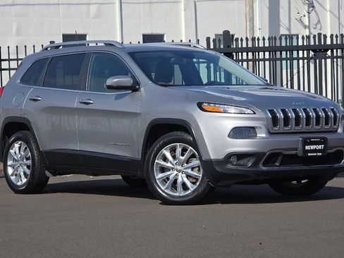 Used 2017 Jeep Cherokee Limited AWD/4WD image 1