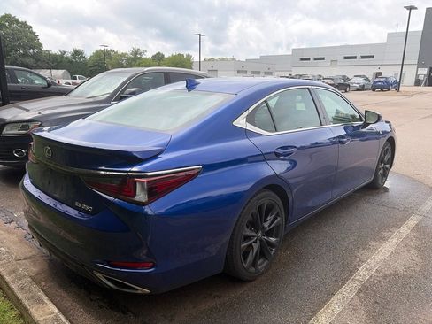 Used 2023 Lexus ES 350 F Sport w/ Accessory Package (Z1) FWD image 9