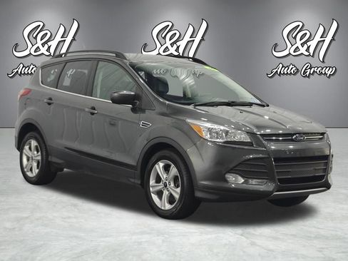 Used 2016 Ford Escape SE w/ SE Leather Comfort Package AWD/4WD image 2